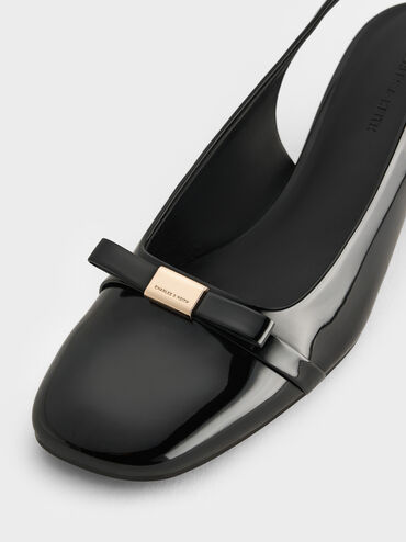 حذاء كعب عريض لامع بحزام خلفي وفيونكة, أسود براق, hi-res