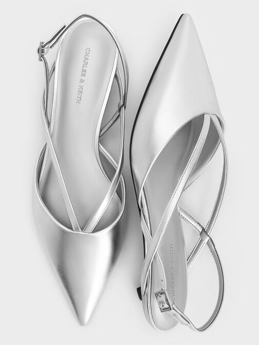 حذاء مفتوح من الخلف بكعب كيتن ومقدمة مدببة ومظهر معدني وحزام أمامي على شكل V, فضي, hi-res