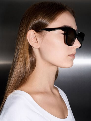 Freya Square Thick-Frame Sunglasses, Black, hi-res