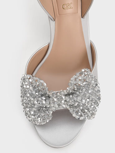 حذاء بكعب عالٍ وتصميم سلينجباك مفتوح الظهر مزين بفيونكة من الخرز ومصنوع من البوليستر المعاد تدويره, فضي, hi-res
