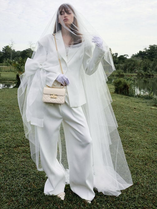 Alva Quilted Chain-Handle Bag, Cream, hi-res