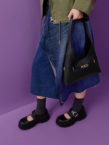 شنطة هوبو أرليت بحزام مع تفاصيل ميتاليك, أسود, hi-res