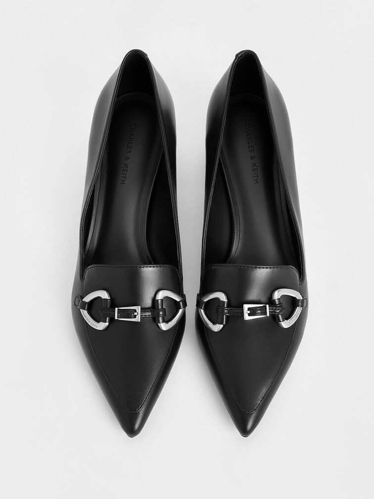 حذاء بكعب كلاسيكي عريض ومقدمة مدببة مزين بحليات معدنية, أسود, hi-res