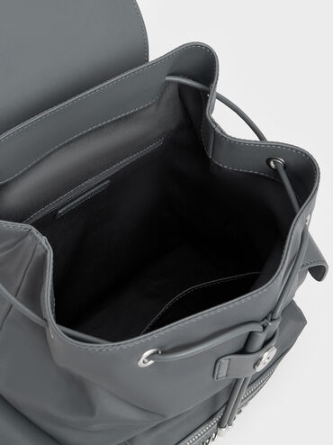 حقيبة ظهر منتفخة من النايلون مزينة بسلسلة معدنية, رمادي, hi-res