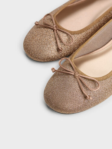 حذاء باليه مسطح بفيونكة من القماش الشبكي اللامع, بنى, hi-res