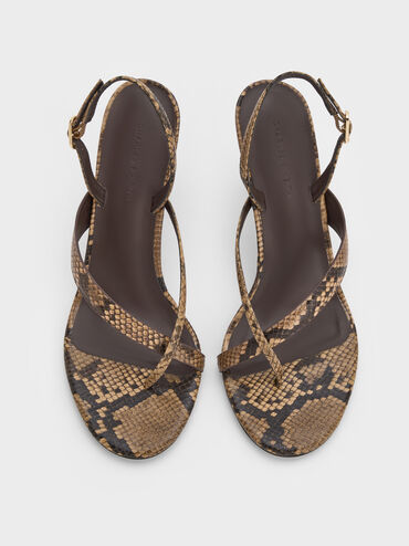 صندل ثونغ مكشوف طراز (ثونغ) وكعب ستيليتو وحزام خلفي بنقشة جلد الثعبان, نمط حيواني طبيعي, hi-res