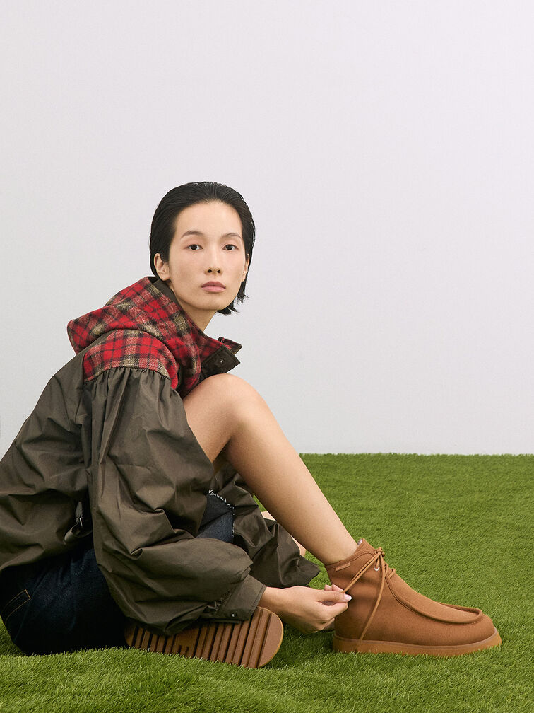 Textured Fur-Lined Ridged-Sole Ankle Boots, Brown, hi-res