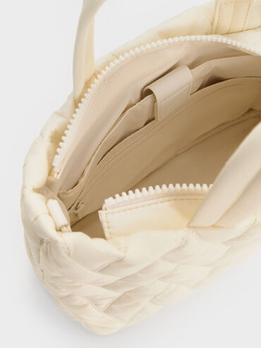 حقيبة توت من النايلون بنقشة شيفرون وتصميم صندوقي, كريم, hi-res