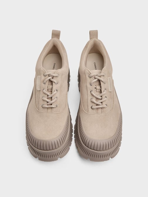 حذاء سنيكرز بلاتفورم بنعل مخطط من شامواه صناعي دارا, بيج, hi-res