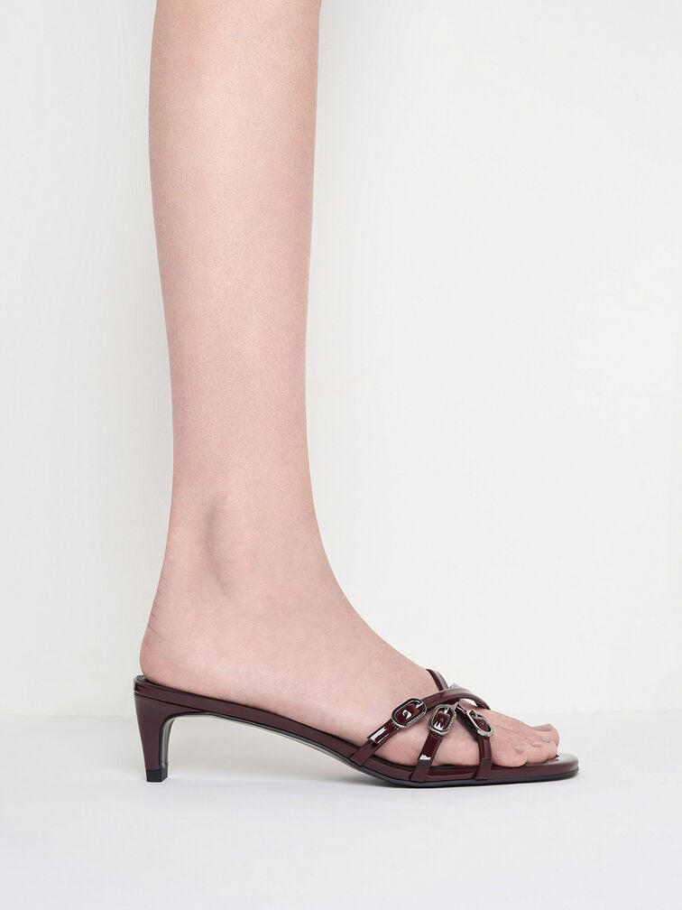 حذاء ميول من الجلد اللامع بكعب القطة وأحزمة متقاطعة بإبزيم, برغندي, hi-res