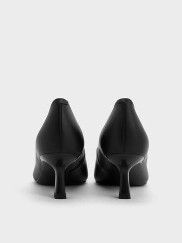 حذاء إيمي بمقدمة مدببة وكعب القطة لأناقة تناسب كل إطلالة, أسود, hi-res