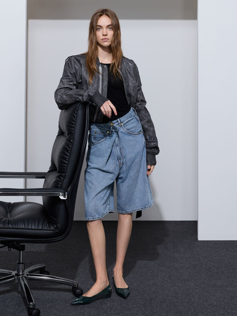 باليرينا إيرينا ميتاليك ومقدمة مدببة, صندوق أسود, hi-res