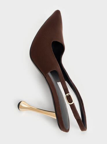 حذاء بامبس من الجلد المدبوغ الصناعي بكعب منحوت ومقدمة مدببة, بني داكن, hi-res