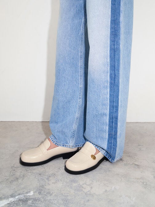 حذاء لوفرز هيتي بإبزيم معدني وحزام, أبيض طباشيري, hi-res