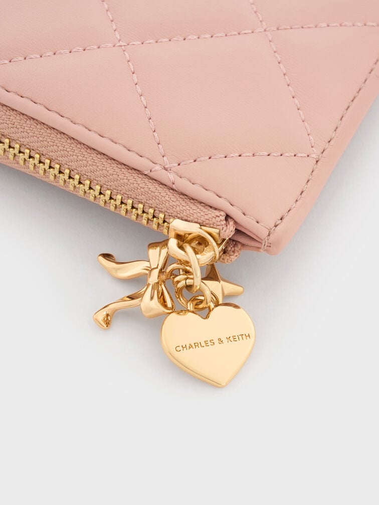 محفظة "آرييتي" مبطنة بتطريز ومزود بقطعة جمالية على شكل قلب وفيونكة بسحاب إغلاق بطول المحفظة, وردي فاتح, hi-res