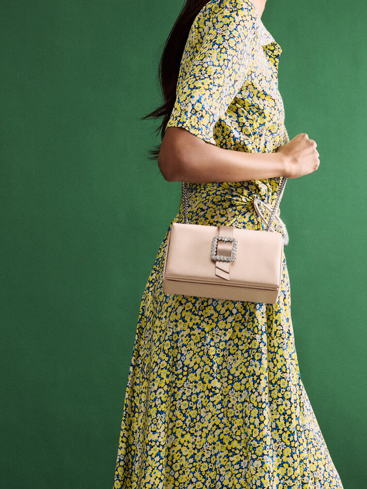 حقيبة ساتان بحزام ومقبض سلسلة وإبزيم كريستالي, نود خوخي دافئ, hi-res