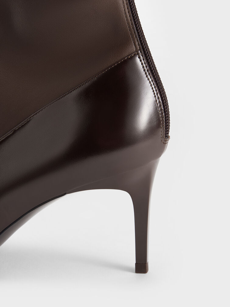 بوت للكاحل بسحاب خلفي بكعب ستيليتو ومقدمة مدببة, بني داكن, hi-res