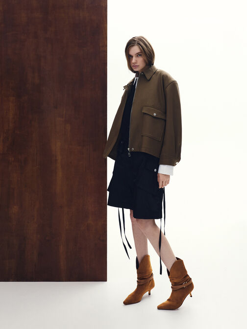 بوت شمواه صناعي بمقدمة مدببة وكشكشة, كونياكي, hi-res