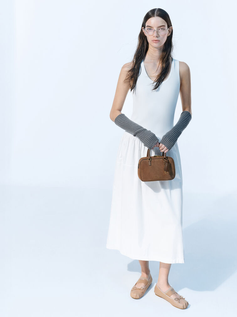 حذاء فلات وينونا بحزام فرو, لون البشرة الطبيعي, hi-res