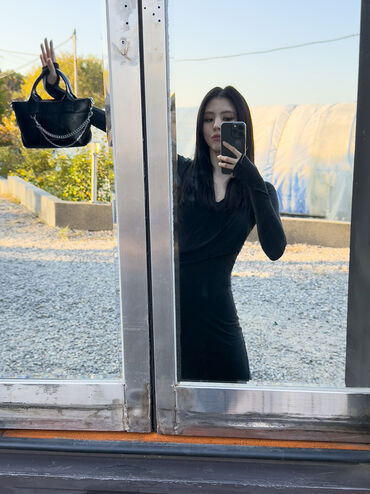 Atwood Crinkle-Effect Chain-Embellished Tote Bag, Noir, hi-res