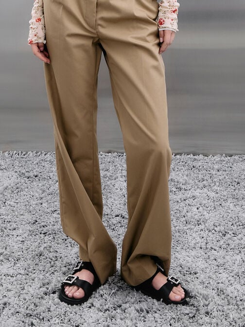 صندل بحزام مزدوج من البوليستر المعاد تدويره مع إبزيم مرصع, أسود خشن, hi-res