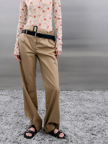 صندل بحزام مزدوج من البوليستر المعاد تدويره مع إبزيم مرصع, أسود خشن, hi-res